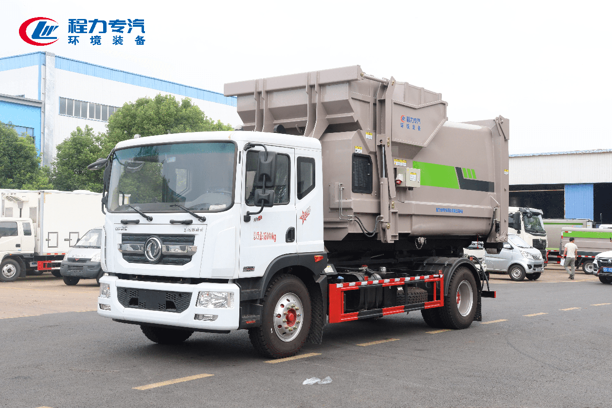 東風(fēng)多利卡D9勾臂垃圾車