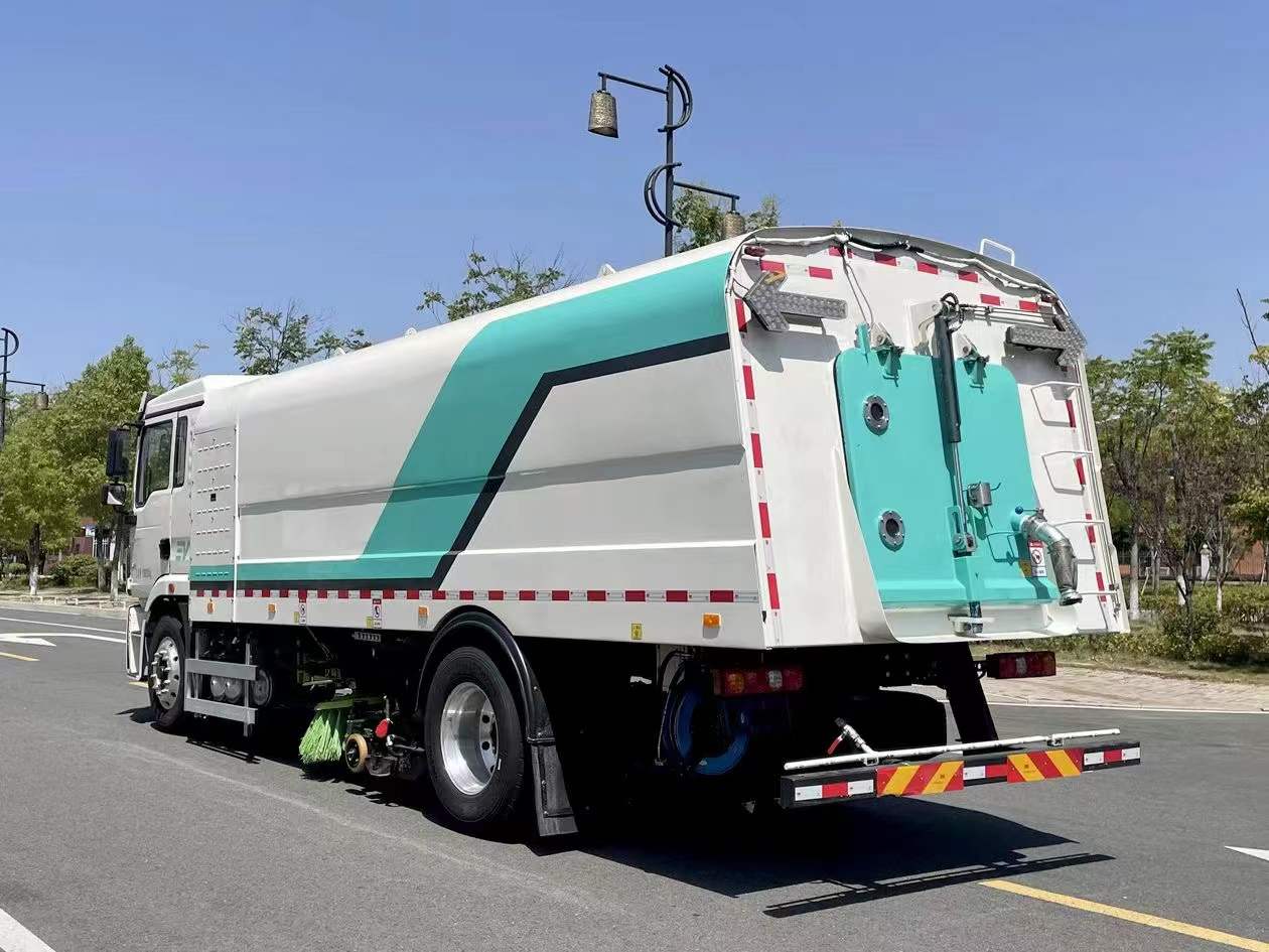 陜汽德龍純電動洗掃車